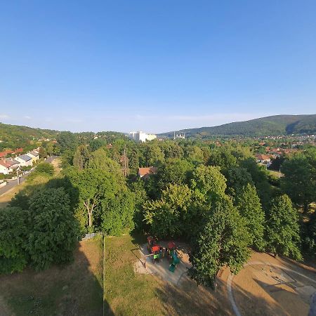 Hegyalja Apartman Miskolc Buitenkant foto