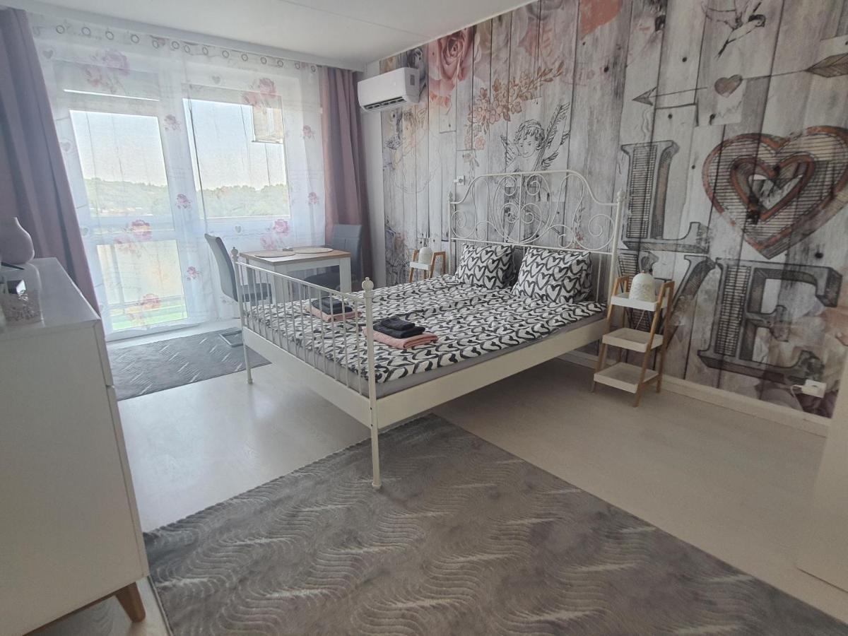 Hegyalja Apartman Miskolc Buitenkant foto