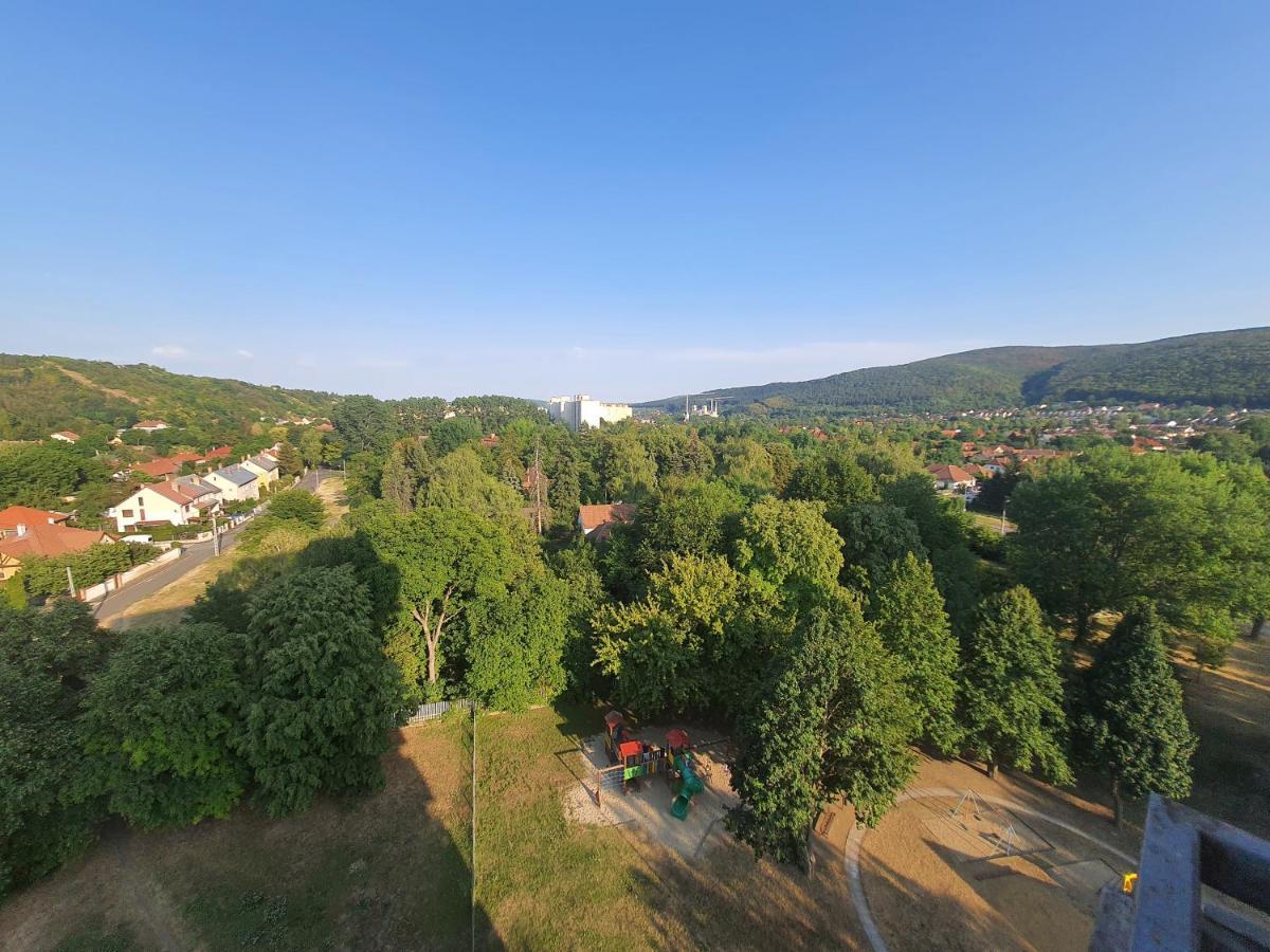 Hegyalja Apartman Miskolc Buitenkant foto